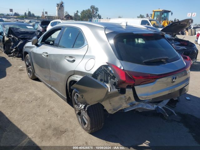 JTHX3JBH7M2042463 Lexus UX 200