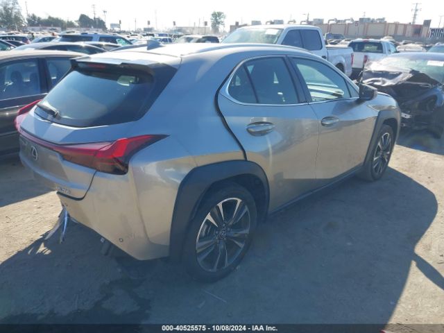 JTHX3JBH7M2042463 Lexus UX 200