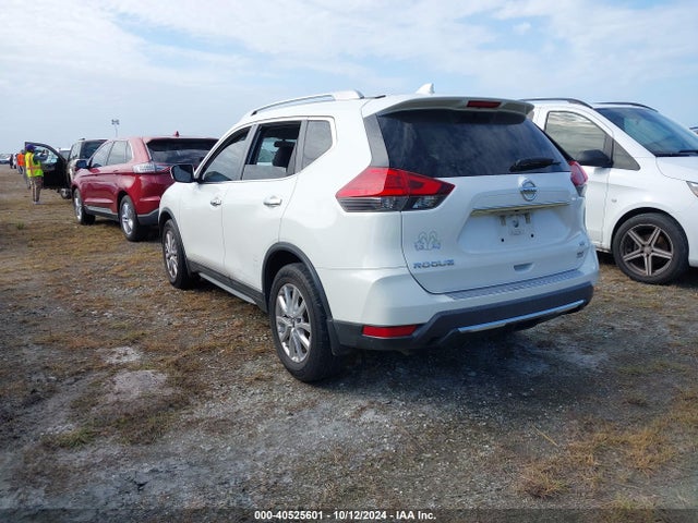 Nissan ROGUE SV 2017 5N1AT2MT1HC885987 Image 3