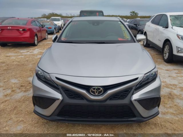 4T1G11BKXPU076209 Toyota Camry Se Awd