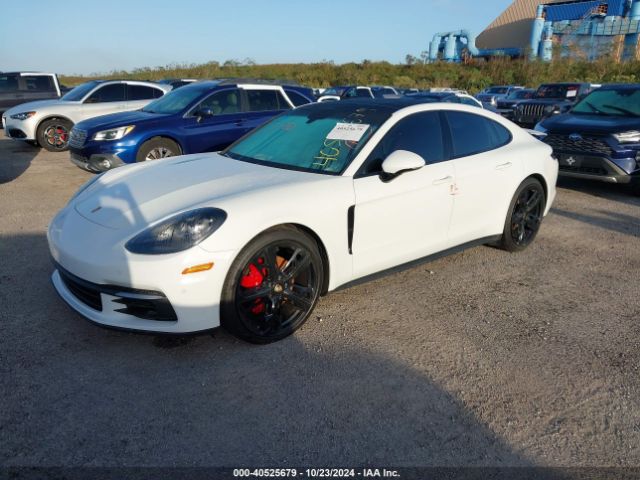 WP0AB2A75JL136372 Porsche Panamera 4s