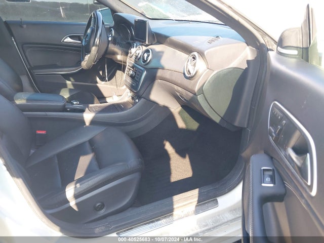 WDDSJ4GB0EN108445 Mercedes-Benz CLA 250 4MATIC