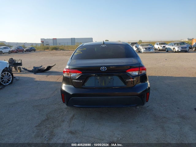 Toyota Corolla Hybrid Le 2021 JTDEAMDE2MJ005541 Image 17