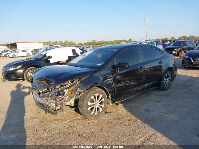 Toyota Corolla Hybrid Le 2021 JTDEAMDE2MJ005541 Image 2