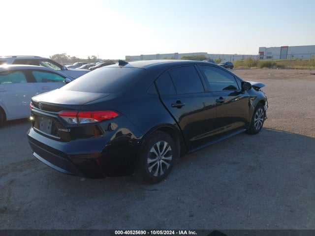 Toyota Corolla Hybrid Le 2021 JTDEAMDE2MJ005541 Image 4