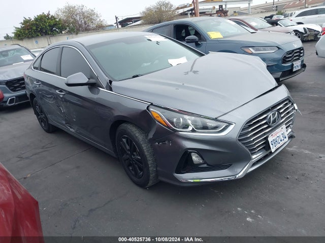 Hyundai SONATA SE 2019 5NPE24AF7KH756053 Image 1