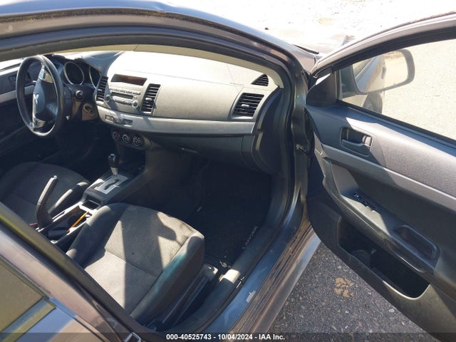 2011 MITSUBISHI LANCER JA32U2FU2BU041419 Photo 4