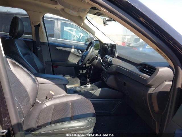 1FMCU0BZ2LUB80572 Ford Escape Se Sport Hybrid