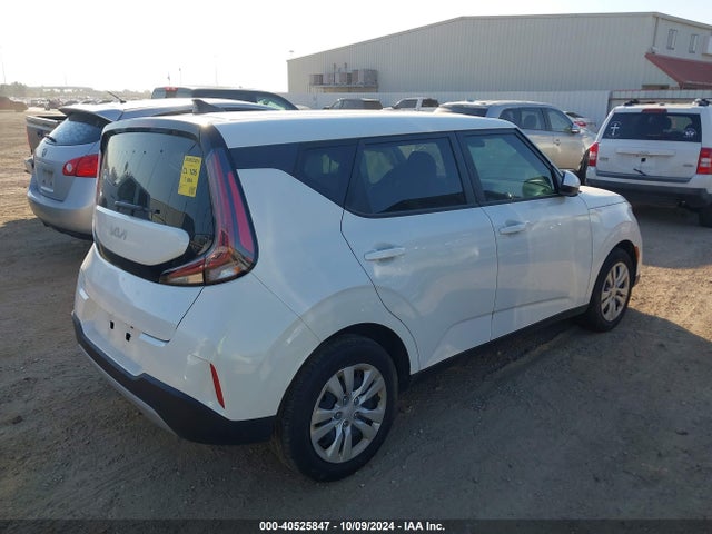 KIA SOUL LX 2024 KNDJ23AU0R7228778 Image 4