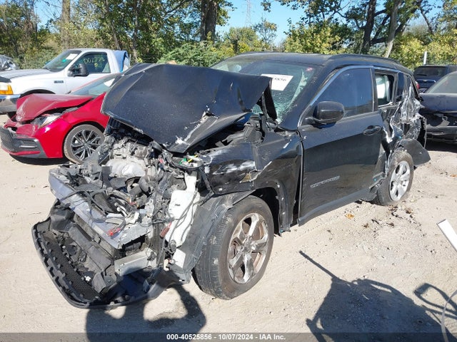 Jeep Compass Latitude 4x4 2018 3C4NJDBB5JT161313 Image 2