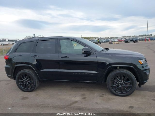 1C4RJFAG7JC286240 Jeep Grand Cherokee Altitude 4x4