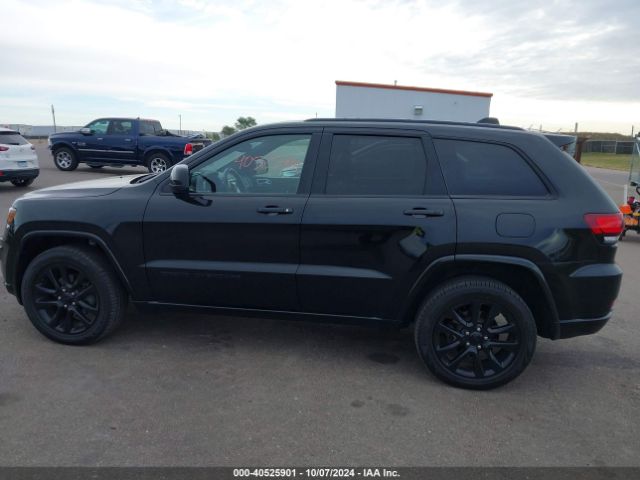 1C4RJFAG7JC286240 Jeep Grand Cherokee Altitude 4x4