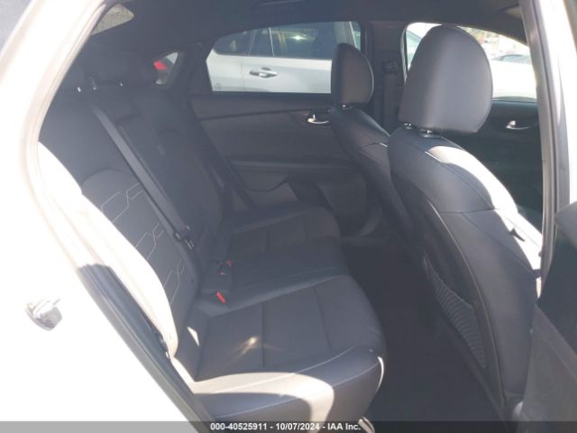 3KPF54AD1PE615405 KIA Forte Gt-line
