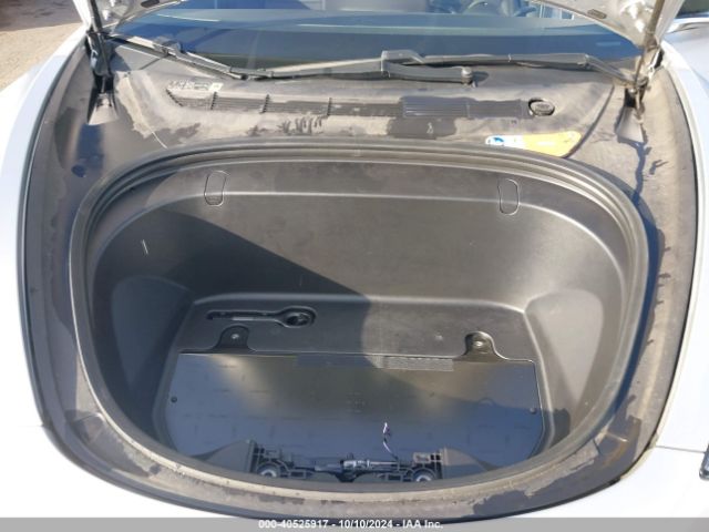 5YJ3E1EA0JF014313 Tesla Model 3 Long Range/mid Range
