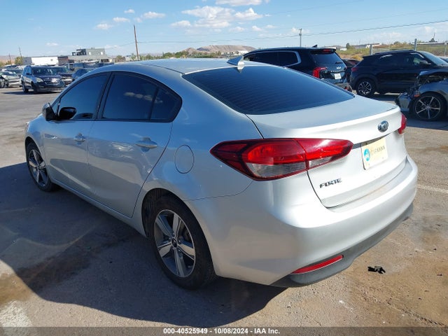 KIA FORTE LX 2018 3KPFL4A79JE175523 Image 3