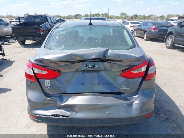 Ford FOCUS SE 2014 1FADP3F29EL138333 Image 16