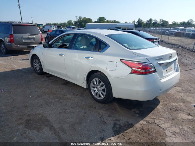 Nissan Altima 2.5 S 2014 1N4AL3AP1EN219638 Image 3