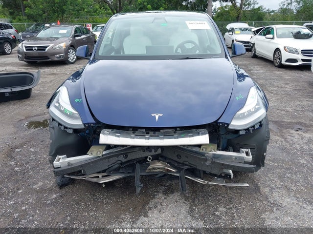 2021 TESLA MODEL Y 5YJYGDEE4MF243120 Photo 5