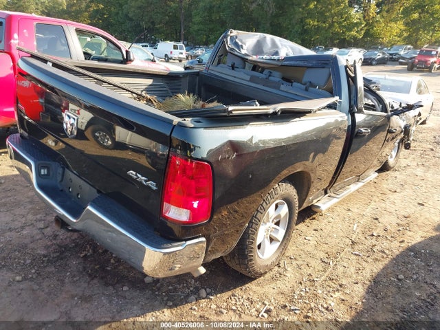 1C6RR7TT2KS591104 RAM 1500 Classic Slt  4x4 6'4 Box