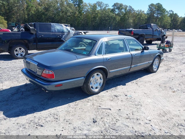 2001 JAGUAR XJ8 SAJDA24C61LF33361 Photo 3