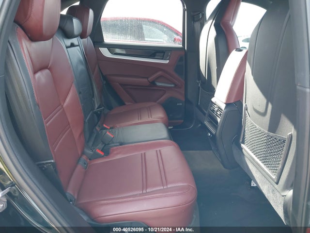 2024 PORSCHE CAYENNE WP1AL2AY7RDA33299 Photo 7