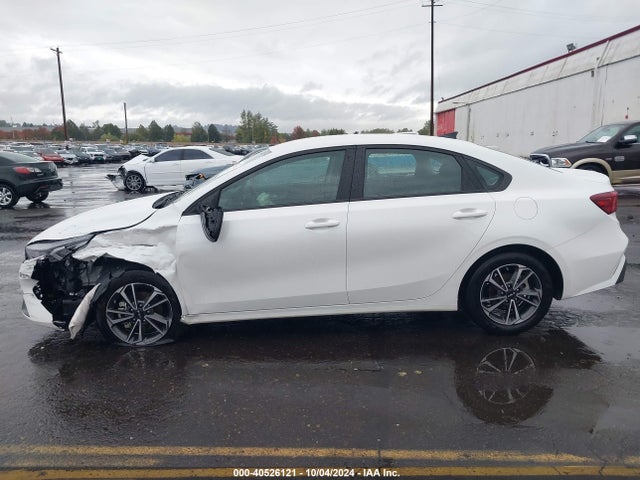 KIA Forte Lxs 2023 3KPF24AD2PE674701 Image 14
