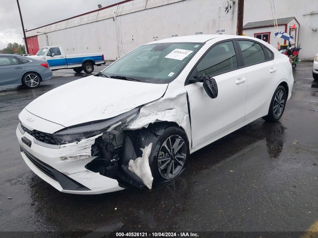 KIA Forte Lxs 2023 3KPF24AD2PE674701 Image 2