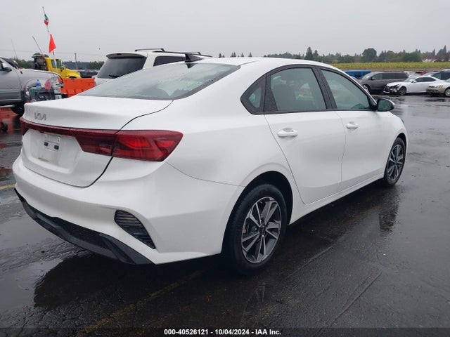 KIA Forte Lxs 2023 3KPF24AD2PE674701 Image 4