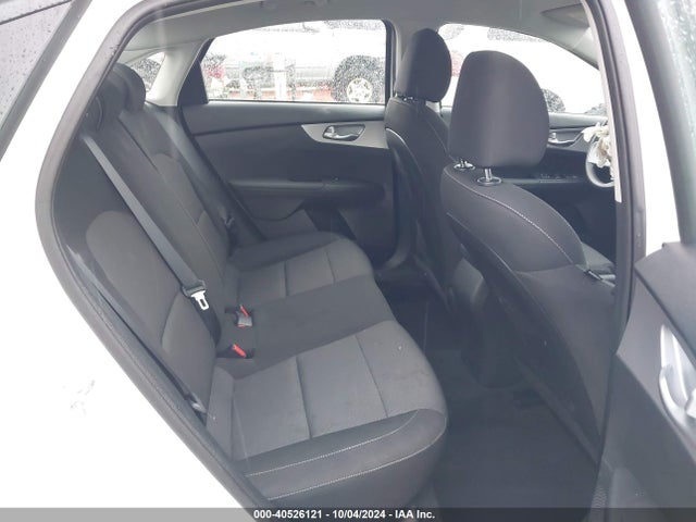 KIA Forte Lxs 2023 3KPF24AD2PE674701 Image 8