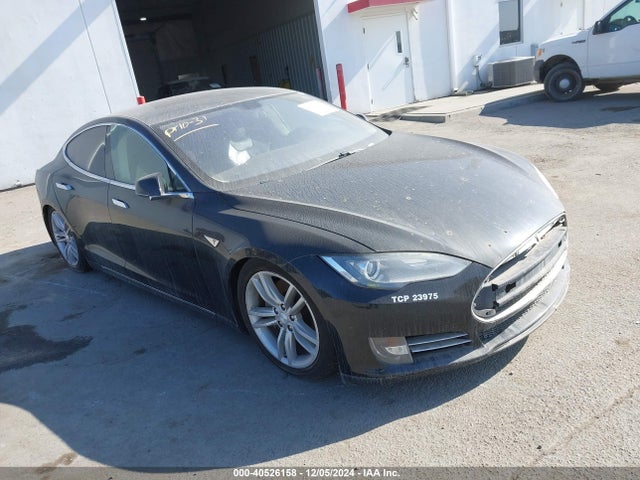 2013 TESLA MODEL S 5YJSA1DN8DFP05749 Photo 0
