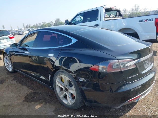 2013 TESLA MODEL S 5YJSA1DN8DFP05749 Photo 5