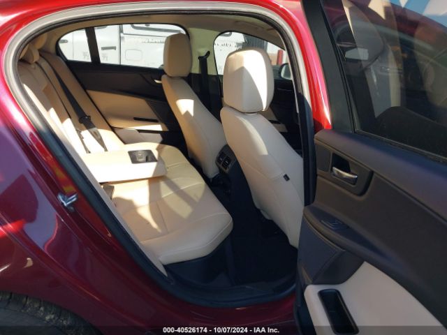 SAJAD4BG6HA957962 Jaguar Xe 25t Premium