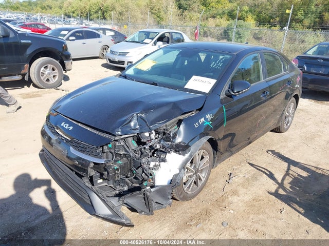 KIA Forte Lxs 2022 3KPF24ADXNE424958 Image 2