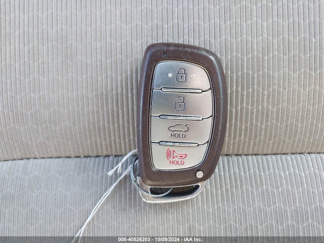 KMHD84LF1HU262658 Hyundai Elantra Value Edition