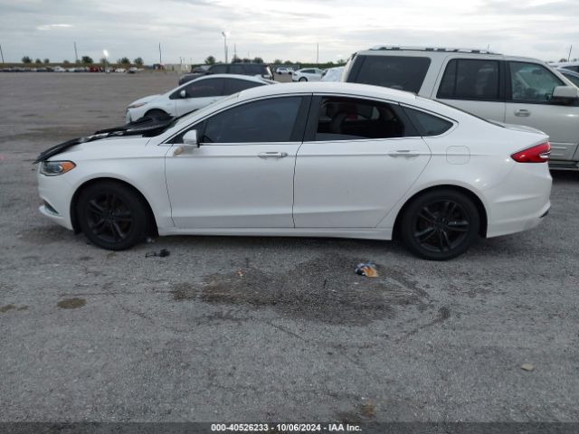 3FA6P0HD0JR185588 Ford FUSION SE