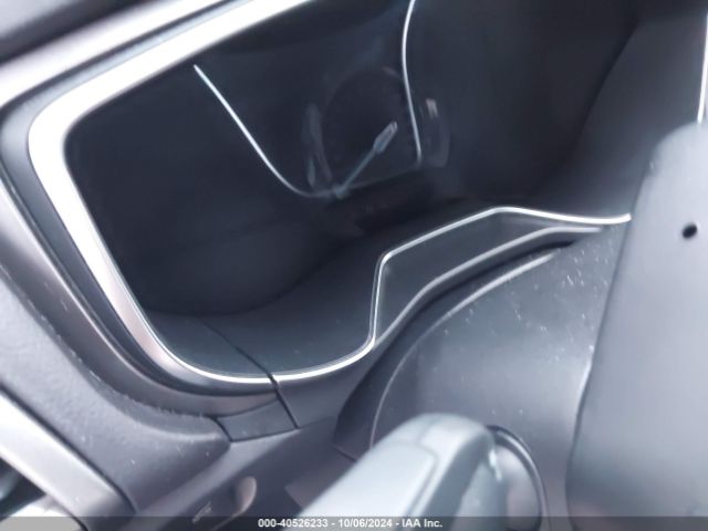 3FA6P0HD0JR185588 Ford FUSION SE