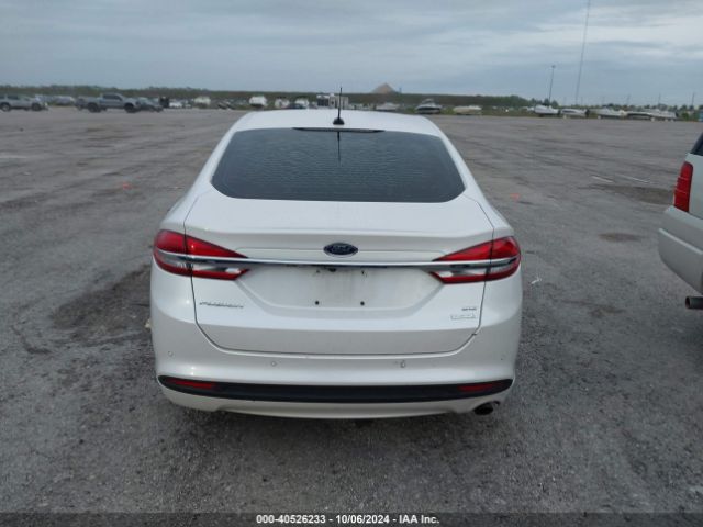 3FA6P0HD0JR185588 Ford FUSION SE