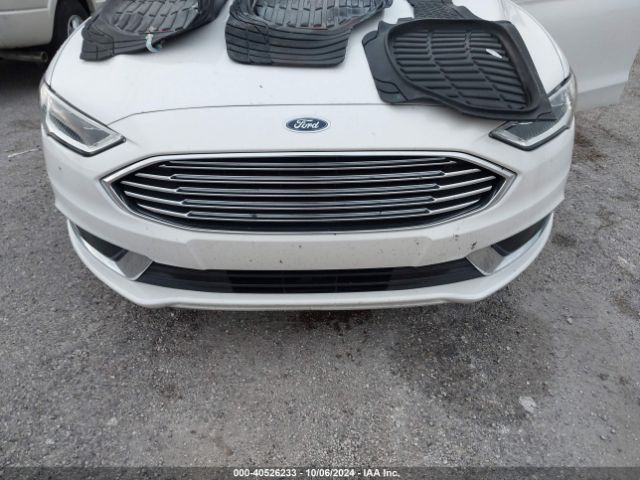 3FA6P0HD0JR185588 Ford FUSION SE