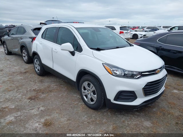 Chevrolet TRAX LS 2017 KL7CJKSB1HB187119 Image 1