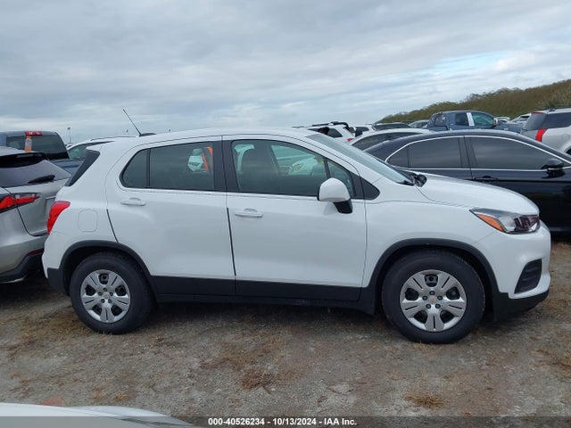 Chevrolet TRAX LS 2017 KL7CJKSB1HB187119 Image 13