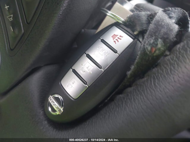 3N1AB7AP2JL608967 Nissan SENTRA SV