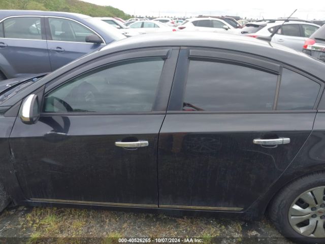1G1PA5SH3E7487701 Chevrolet Cruze Ls Auto