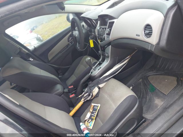 1G1PA5SH3E7487701 Chevrolet Cruze Ls Auto