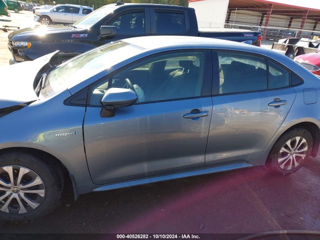Toyota Corolla Hybrid Le 2021 JTDEAMDEXMJ032115 Image 15
