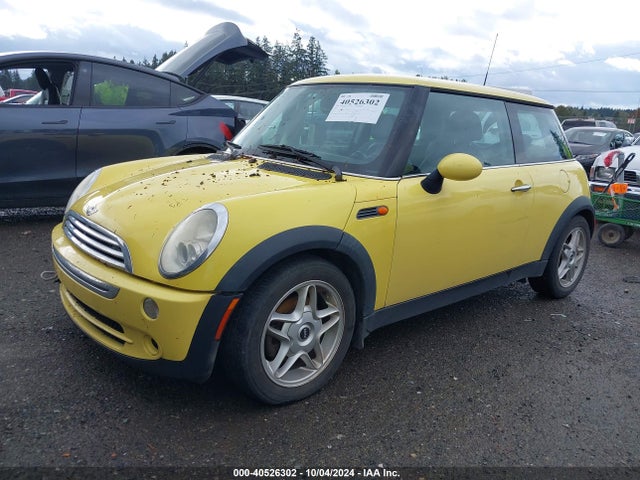 2005 MINI COOPER WMWRC33595TK60715 Photo 1