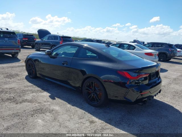 WBA83AP00RCS05400 BMW M440I
