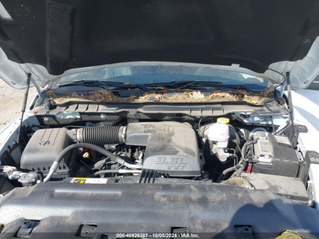 3C6JR6DG4NG330657 RAM 1500 Classic
