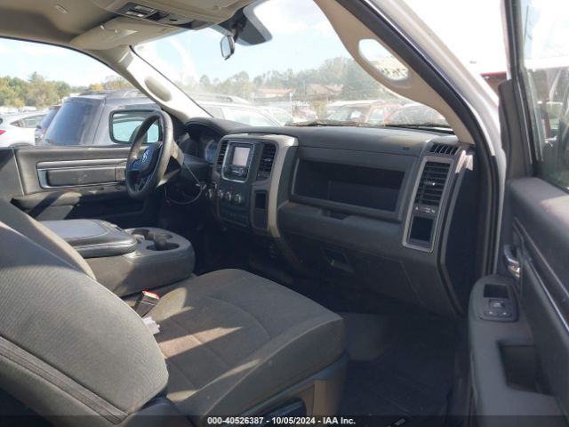 3C6JR6DG4NG330657 RAM 1500 Classic