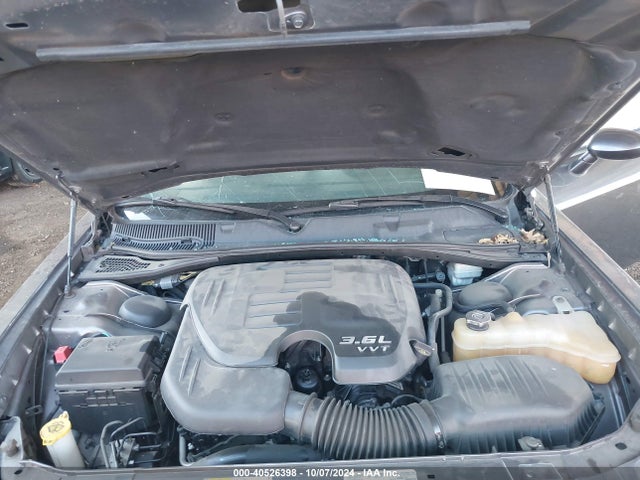 2C3CDYAGXEH304584 Dodge Challenger Sxt