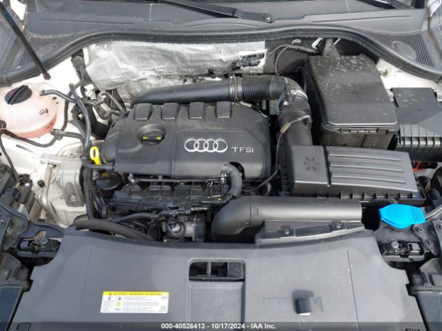 WA1GCCFS0HR002252 Audi Q3 2.0t Premium